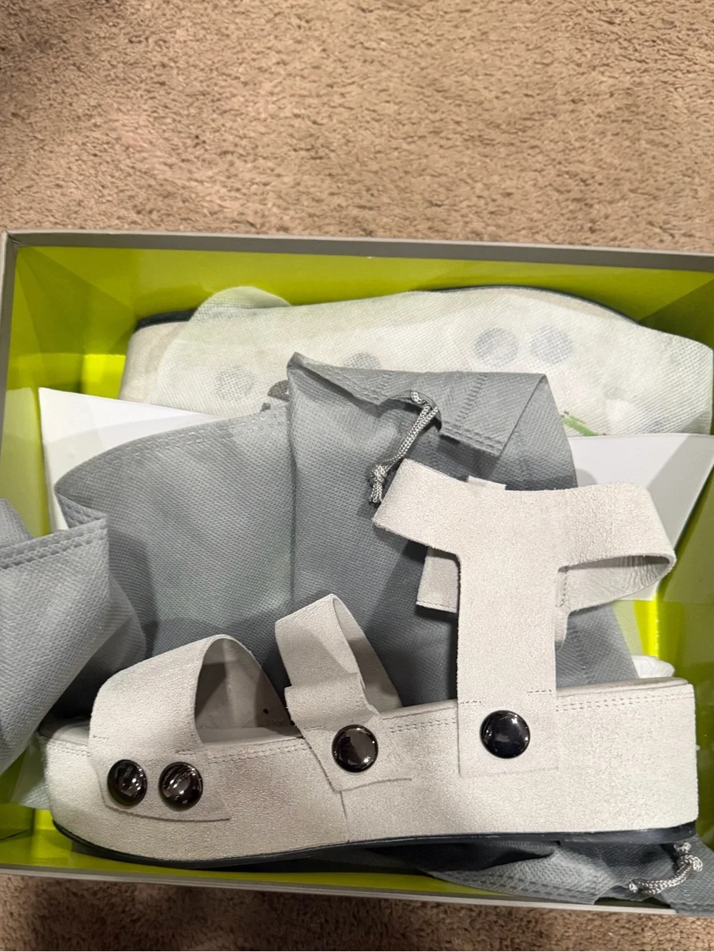 Antelope womens nova platform Strappy sandals light grey suede size 40 EU/ 9 US